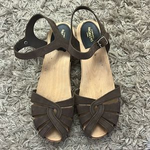 Swedish hasbeens clogs